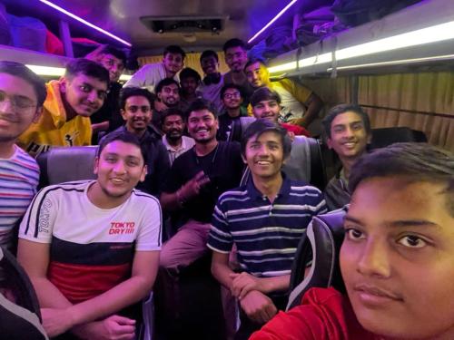 413fe2b6-09a2-4386-b751-25cc53f9f584