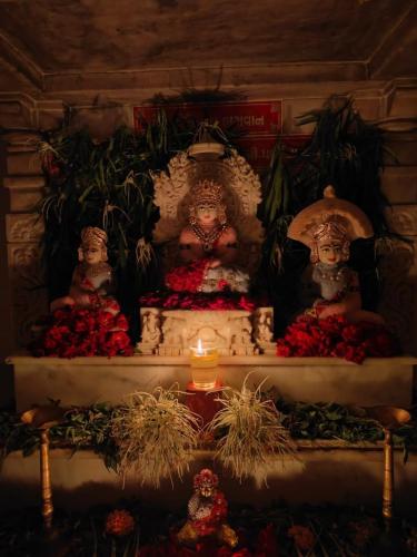 d2e32124-7c75-43bf-8baa-4b145f842e13