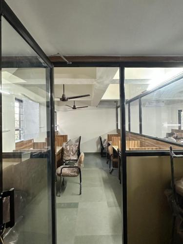 d33f4b2a-a4db-445e-8406-2fb7207c8f16